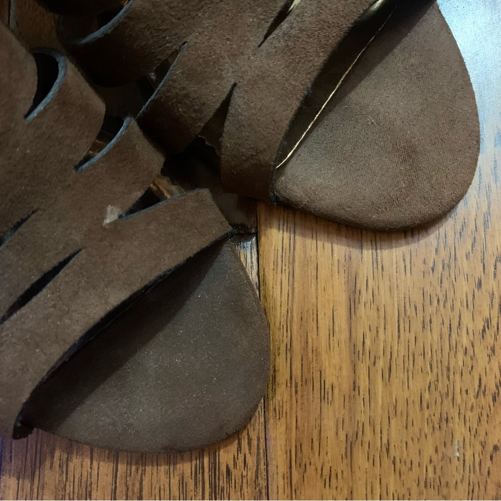 Carlos by Carlos Santana | Chocolate Brown faux suede Booties | Sz 8.5 - Picture 9 of 13